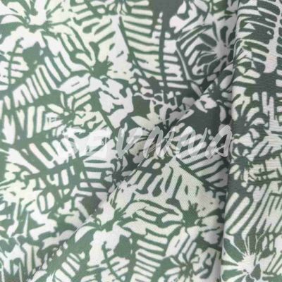 透気 し て 素早く 乾燥 する リプレブ 織物