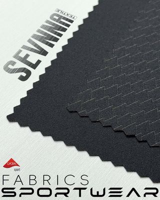 ストレッチ リクラ 布 の 運動 服 の 利点 を 発見 し て ください