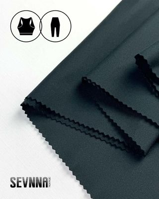 UPF 50+ 紫外線保護、伸縮性裾、防臭テクノロジーを備えた、アクティブウェア向け高性能ランニングファブリック