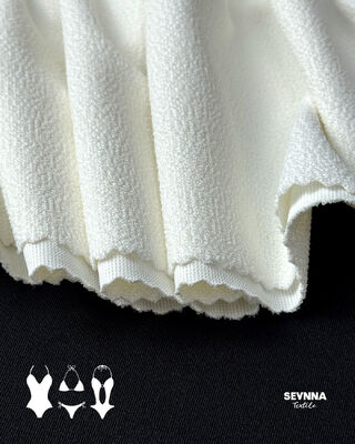 220gsmリサイクル水着生地 - 速乾性と通気性のある環境に優しい水着素材