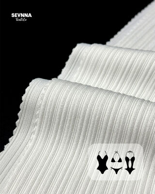 ジャカードスタイルのリサイクルポリエステルダブルニット生地、幅160cm、環境に配慮した衣料品向け